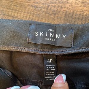 Black dress pants. Never used.